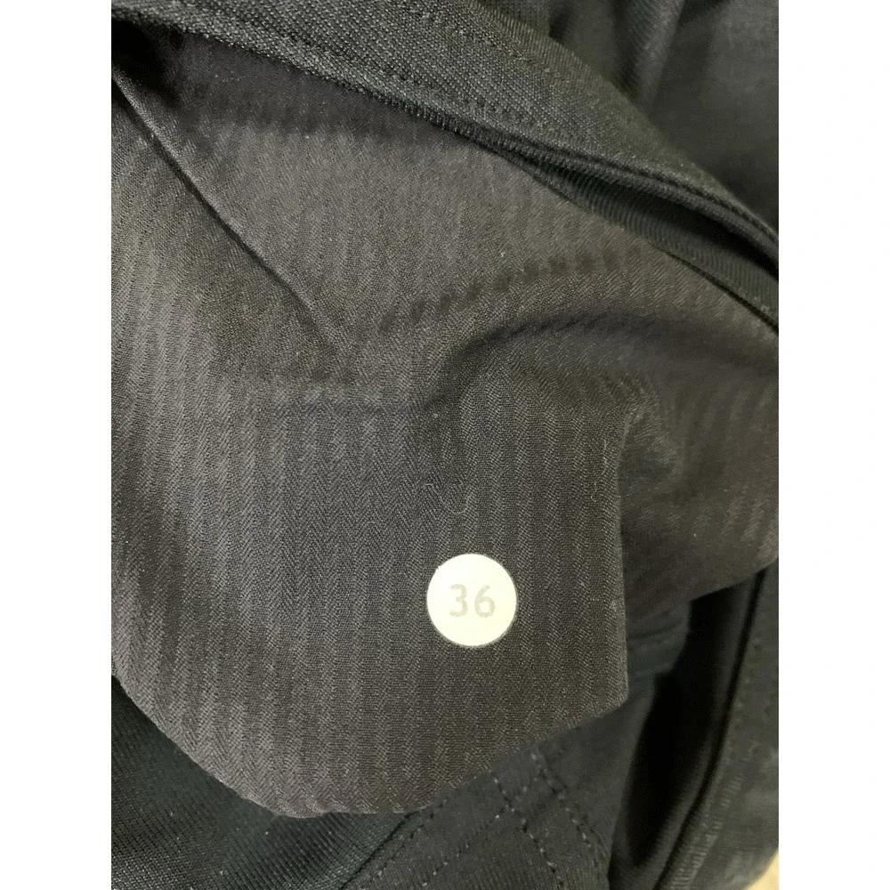 Lululemon Black Straight Leg Pants 36 Stretch Athletic Casual Travel